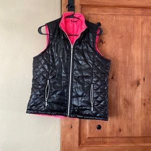 Reversible black and pink vest